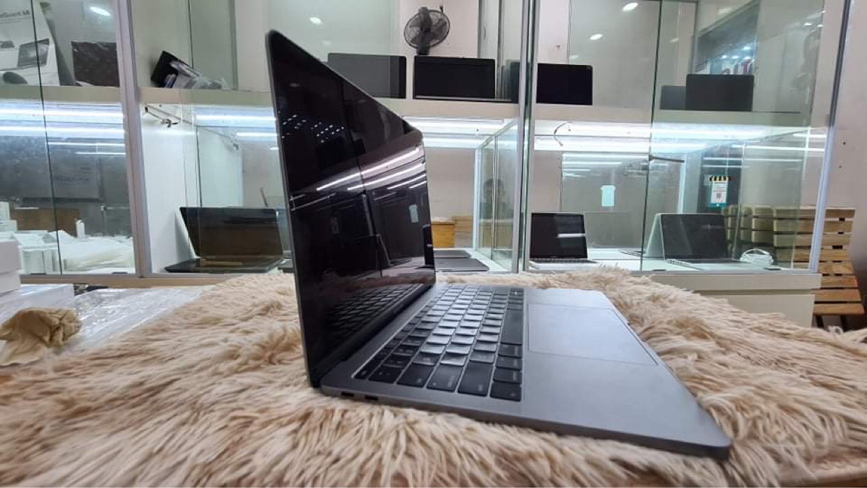 MacBook Pro Retina 13 inch 2016 (MLL42/ MLUQ2) Core i5 256GB 8GB RAM  